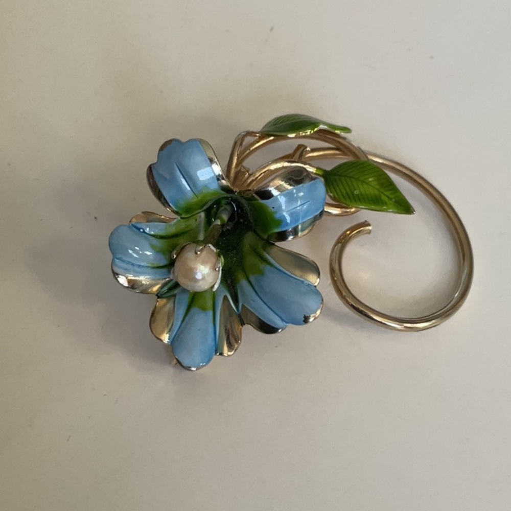 Floral Blue and Green Brooch with Gold Framework